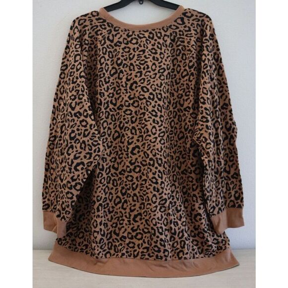 Torrid Women's Sz 4 Leopard Print Ultra Soft Fleece Raglan L/S Sweatshirt - Picture 2 of 8